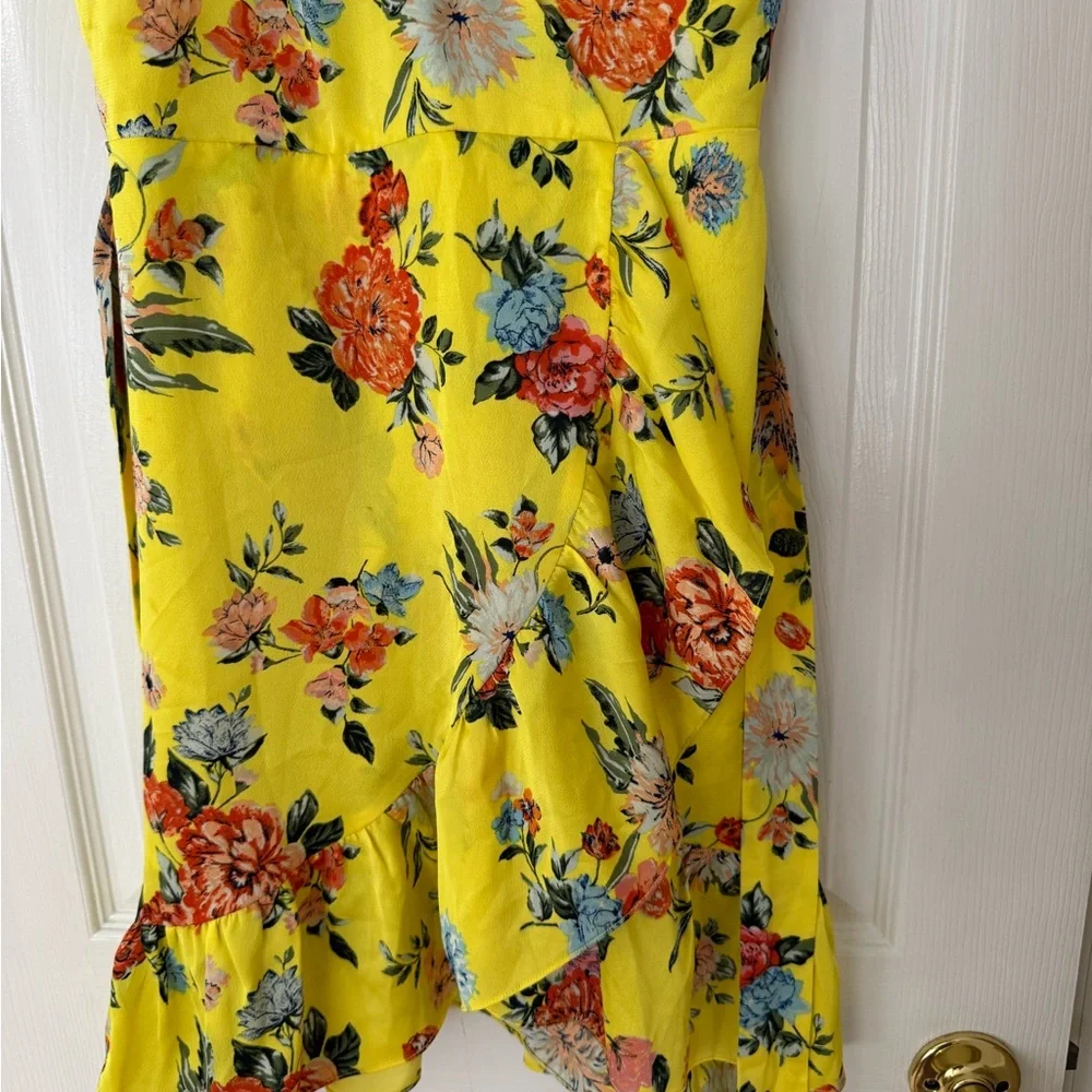 Yellow Floral Women's Summer Dress - Picture 3 of 4